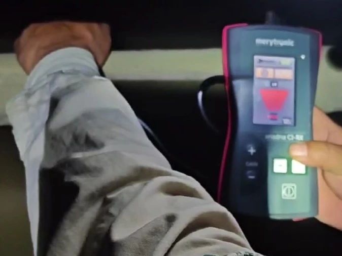 <a href='http://m.dlhyyoga.com/Cpzx/dianlanceshiyi/ariadna.html'>Ariadna CI</a>電纜帶電識(shí)別儀