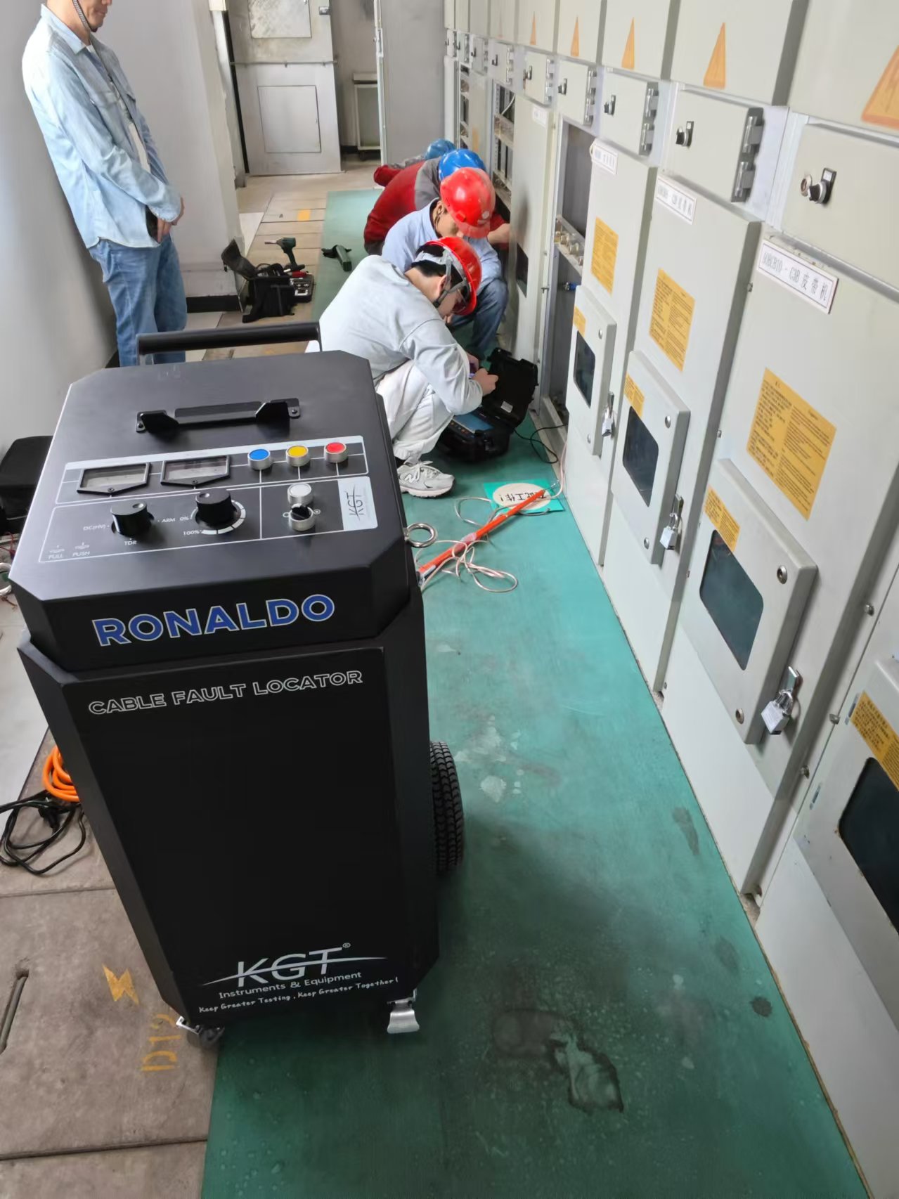 <a href='http://m.dlhyyoga.com/Ppzq/ersted.html'>電纜故障定位儀</a>檢測現(xiàn)場