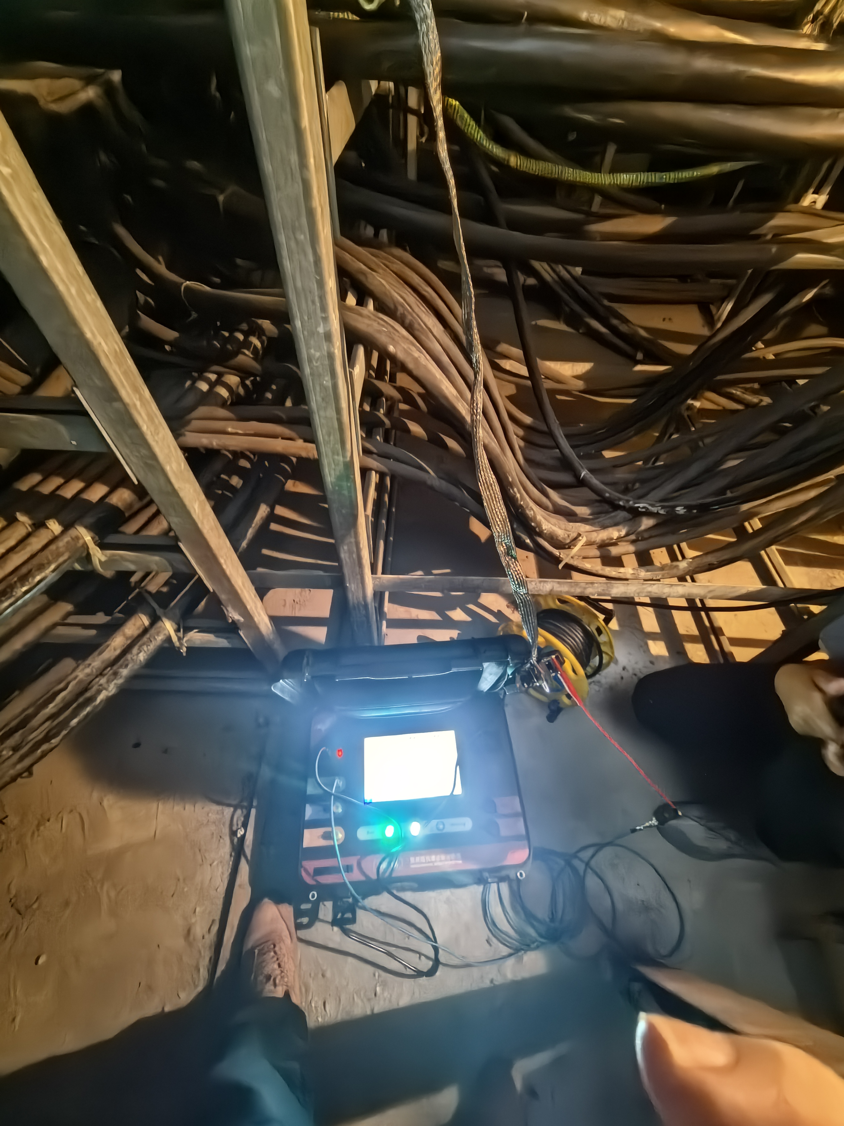 電纜故障檢測現(xiàn)場